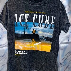 Ice cube graphic tee